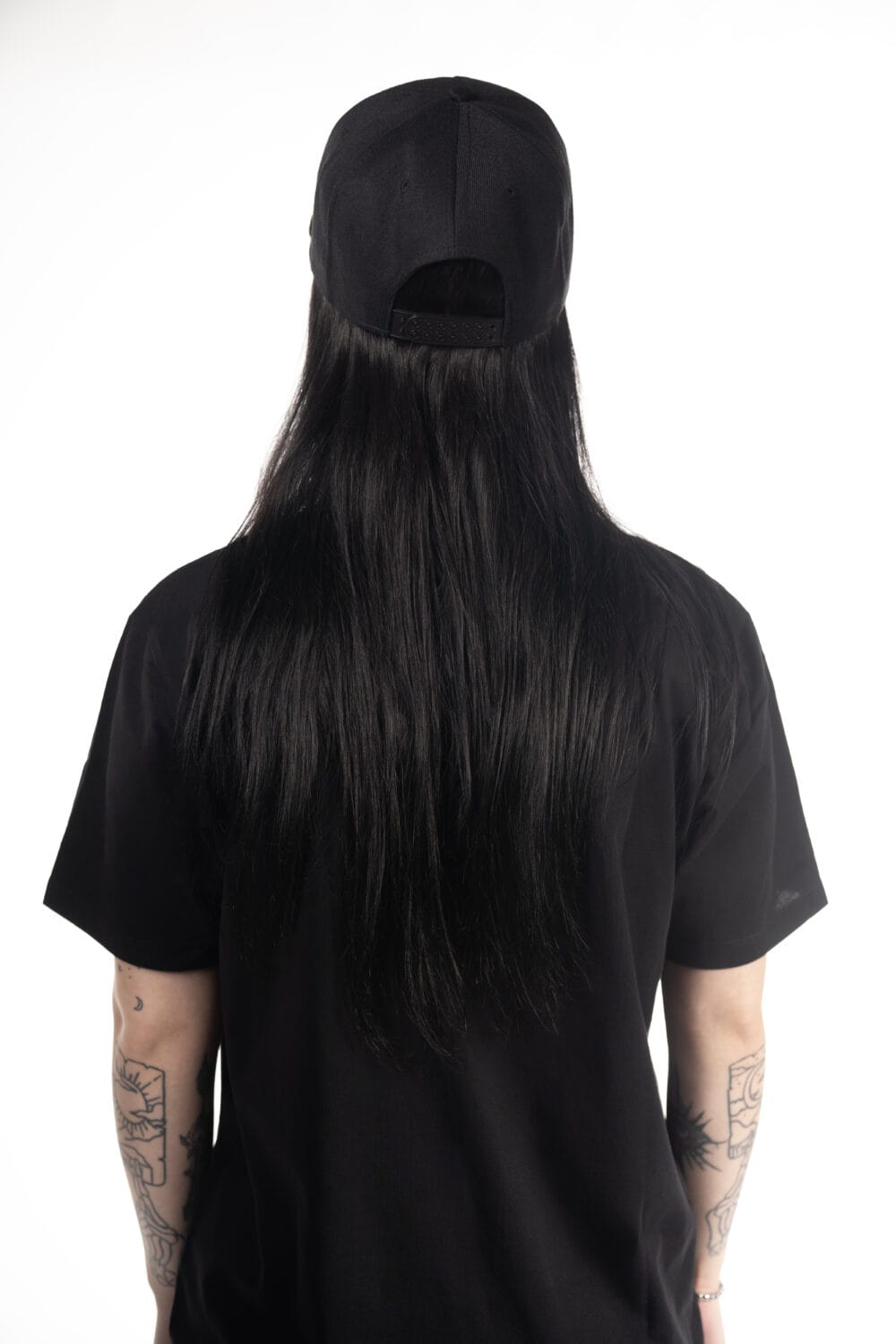 Vocalzone Classic Snapback reverse worn by female model.